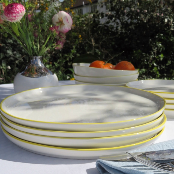 Abbesses Dinner Plate (yellow rim) Abbesses Dinner Plate (yellow rim)